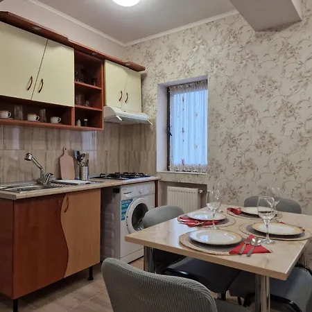 Laroka House Beautiful Apartment Universitate Center Bucharest Exterior photo